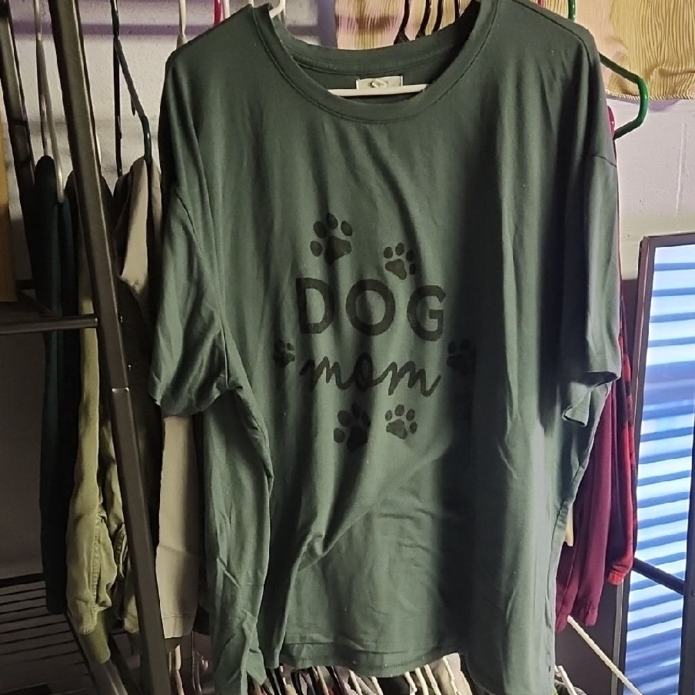 Maurices Forest Green Dog Mom Tee